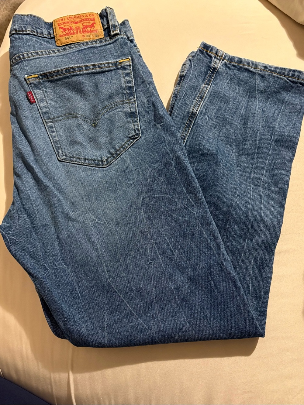 Levi's 541 Athletic Taper Jeans~Used~ Size 32/30